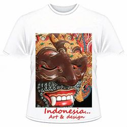 T-Shirt with traditional art
