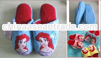 schuhe A1310A girls fleece indoor slippers stocks