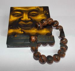 agarwood bracelet