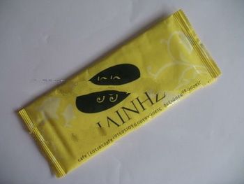 single wet tissue for adults