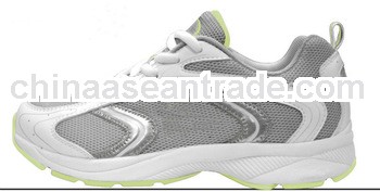 sneak manufacture mens running shoes with lightweight sole