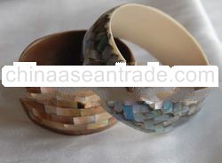 balinese shell brecelet art
