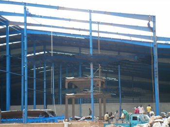 steel building construction