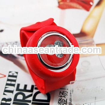 super waterproof fashion silicone slap watch for kids