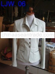 Putri Leather Garment