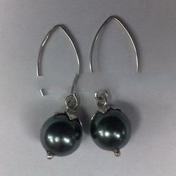 EHFMN05 - SS Teardrop Ear Hook with Black Forest Shell Pearls