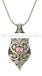 Nias Motif Pendant And Necklace