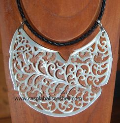 mother of pearl carving necklace art