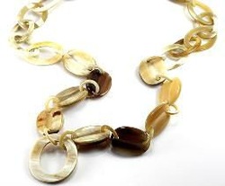 Necklace Horn
