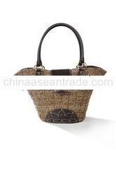 straw pandanus basket