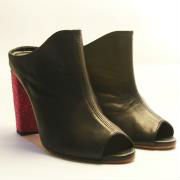 I am in love - black