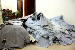 Crusting leather using java cow