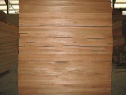 Red Or Dark Red Meranti Timber Or Durian 3 Layer Scantling