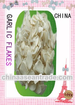 white 2013 crop dehydrated garlic flakes