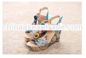 women fashion sandal 2013 fancy women beach sandal wedge high heel shoes
