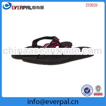 women wide cloth flip flops with black sole