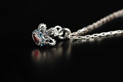 Crown 925 Sterling Silver Jewelry Pendant Garnet