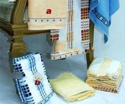 Woven towel