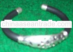 HANDICRAFT SILVER BRACELET