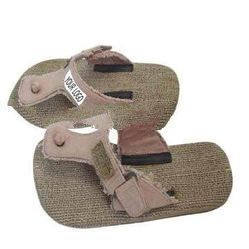 Bali Casual Slippers/Sandals Suitable for Beach & Summer, Samples & Customers' Designs a