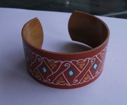 Veneer bracelet