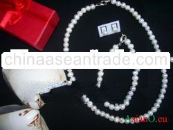 Pearl Jewellery Sets (Necklace, Bracelet And Earrings)