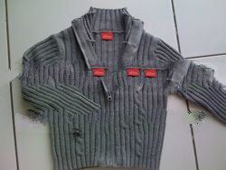 BOYS SWEATER