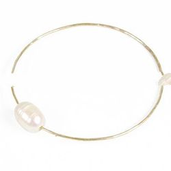 Bangles with pearl