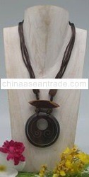 WOODEN NECKLACE