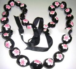 kukui nut w painted hibiscus Necklace