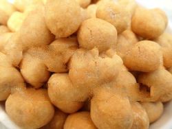 Thai coated peanuts Tom Yum flavour