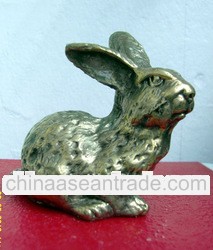 Classic Rabbit Statue