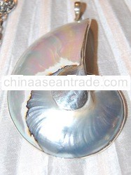 shell pendants art indonesia with silver