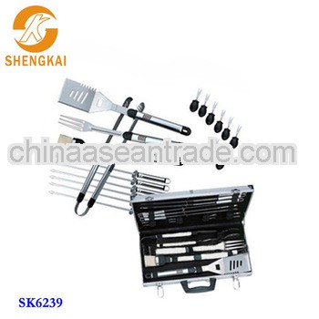 18pcs stainless steel handle bbq tool set with aluminium case