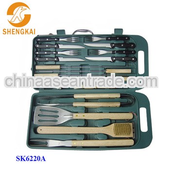 18pcs stainless steel pp handle and wood tool in PVC suitcase