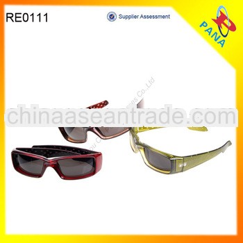 2013 Top Chinese Fashion Sunglasses For Women And Men FDA CE OEM
