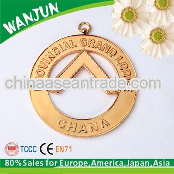 2013 hottest newest design metal medal with colorful ribbon