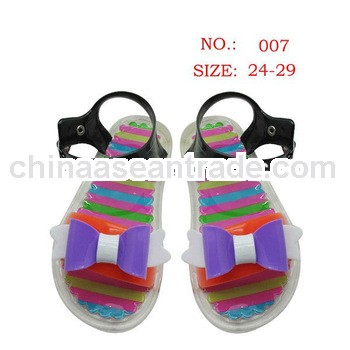 2013 latest design kids sandals