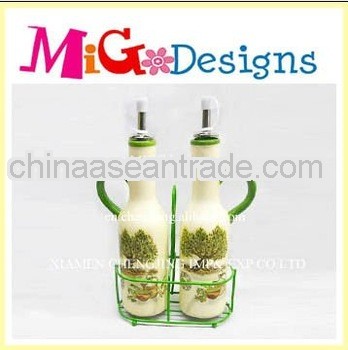 2013 new design wholesale decor ceramic oil bottle