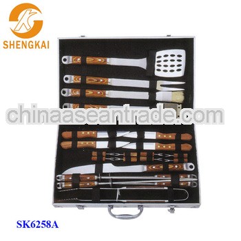 22pcs stainless steel lighter bbq set with aluminium suitcase