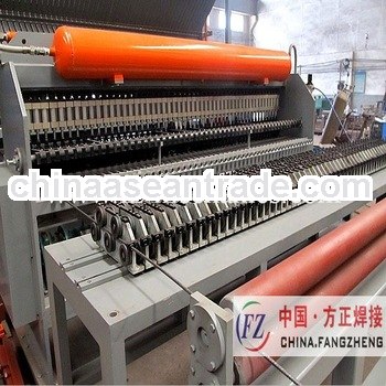 3-6mm welded wire mesh fence machine made in 
