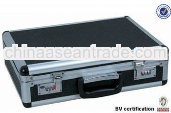 Aluminum carrying case for hand tools kit with foam insert MLD-AC281