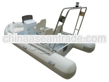 Boats fiberglass PVC- boat motor