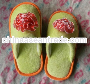 Cartoon baby slippers