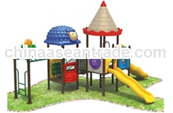 Children use Park playing equipment (KYM--1002)