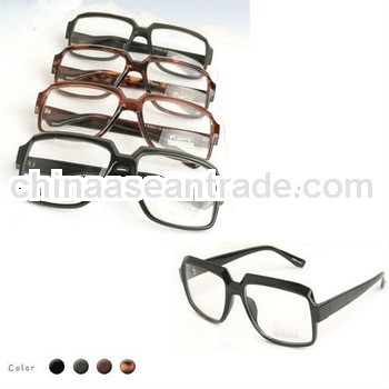 Clear lenses glasses