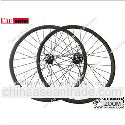 Fast shipping high quality clincher full carbon mountain wheels 27.5er