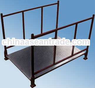 Industrial workshop guardrail type detachable pallet rack
