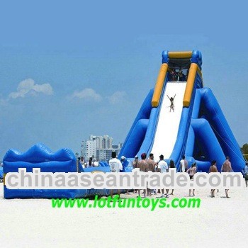 Inflatable Bouncer Game - Water Slide.