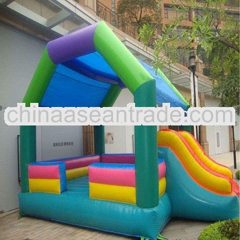 Inflatable Bouncy castle with slide